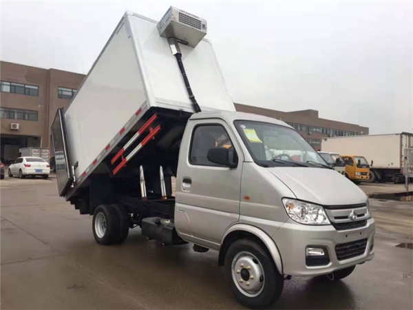 長安跨越王動(dòng)物無公害處理車